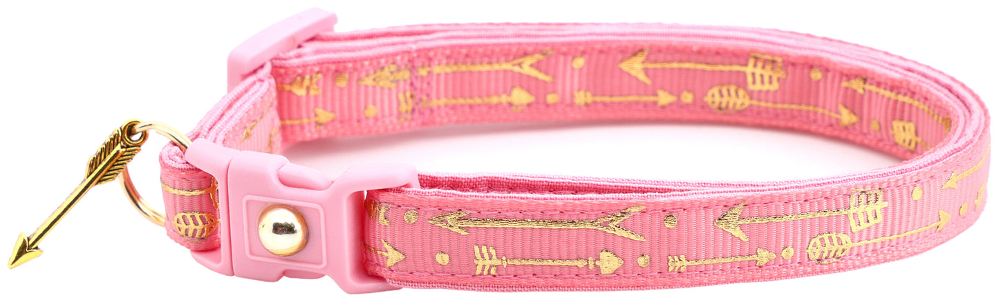 Metallic Gold Arrows Breakaway Cat Collar