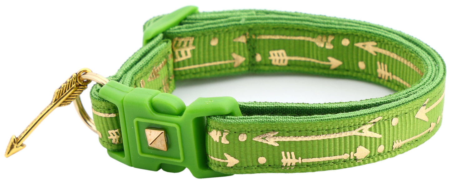Metallic Gold Arrows Breakaway Cat Collar