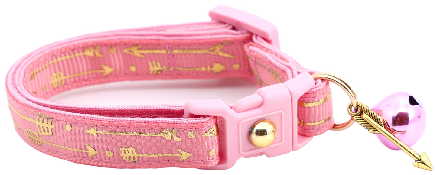 Metallic Gold Arrows Breakaway Cat Collar